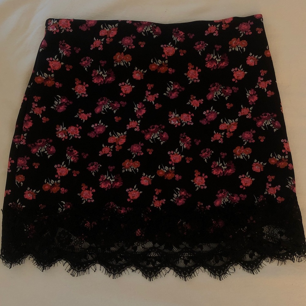 floral mini skirt